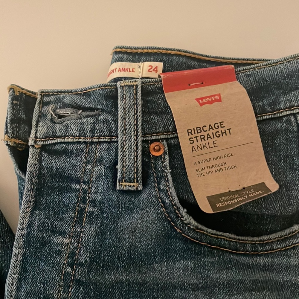 Brandnew Levi’s Jeans